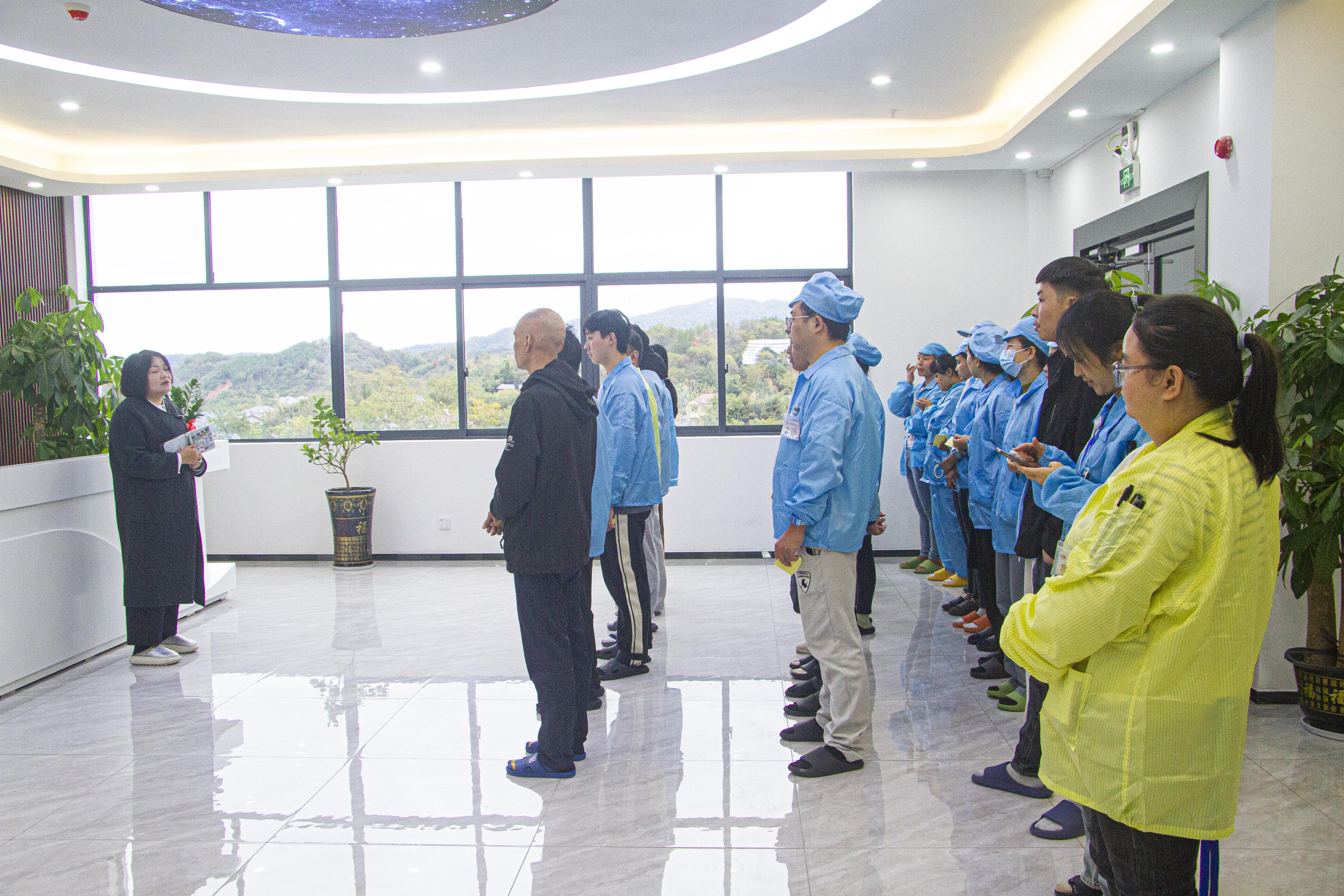 繪晶科技品質(zhì)部?jī)?nèi)部質(zhì)量大會(huì)，現(xiàn)場(chǎng)5S培訓(xùn)