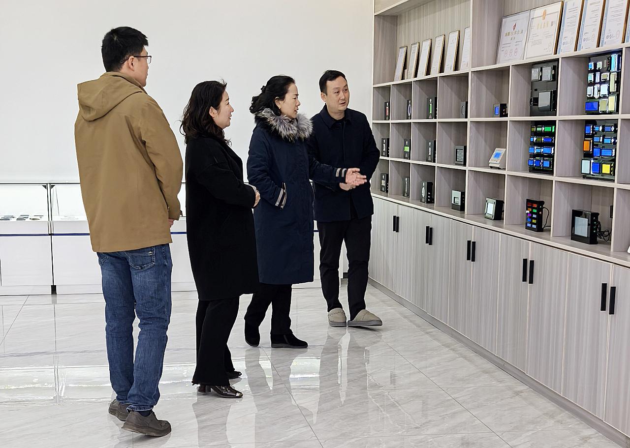 市縣各級領導蒞臨繪晶科技公司了解復工復產(chǎn)情況